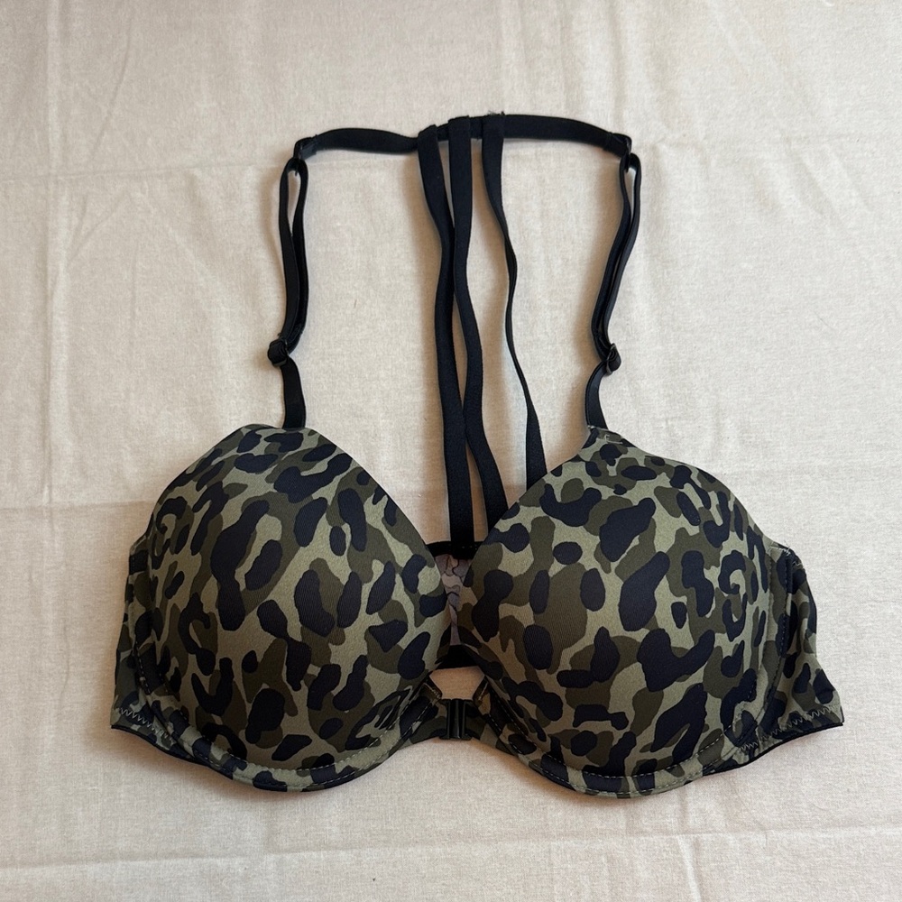 Pink Camo Print Snap Front Strappy Bra Size 34B